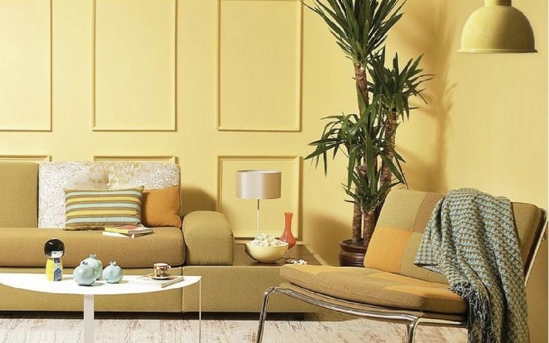 Sơn nhà màu vàng hợp bản mệnh Thổ với tuổi Canh Ngọ 1990